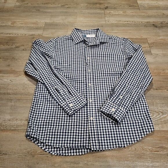 Old Navy Everyday Shirt Regular Fit Long Sleeve Button Down Shirt Men's Medium - Picture 1 of 7